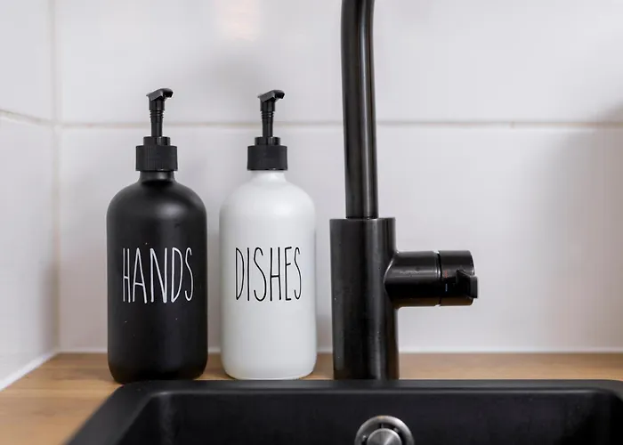 Olive - 2x Kingsize Betten - Sehr Zentral Leverkusen